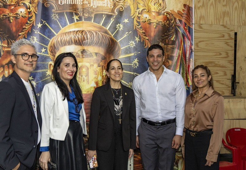 Unidos da Tijuca abre as portas para a Ministra da Cultura do Panamá