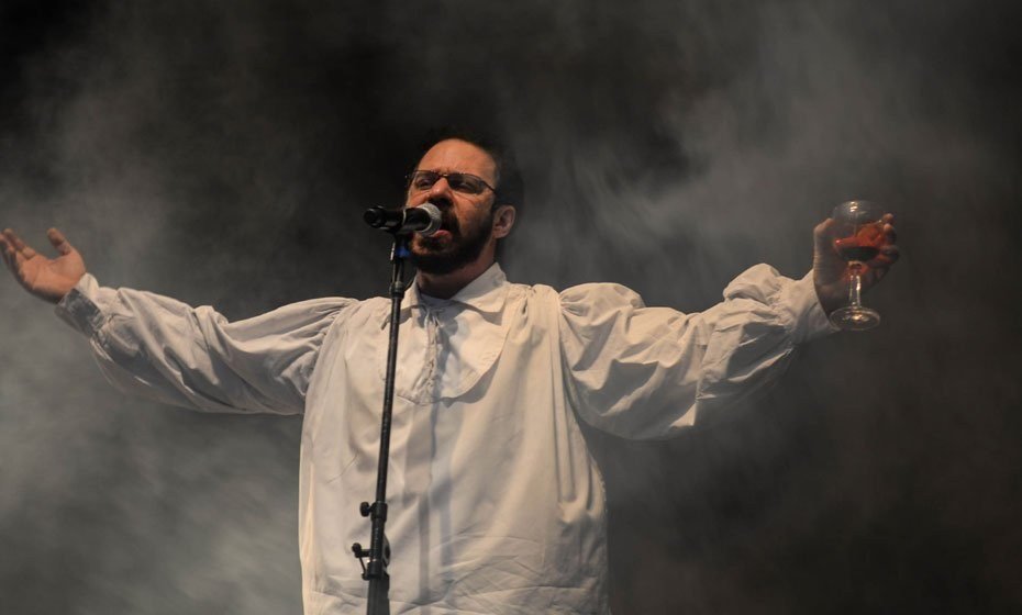Teatro da Ilha comemora 1 ano e abre programação com “Renato Russo, O Musical”