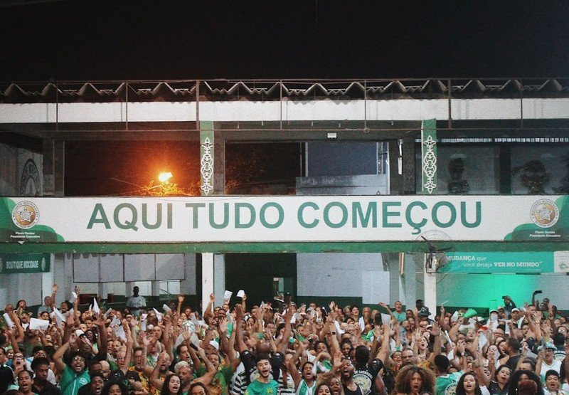 A Estrela Guia vai cantar! Mocidade abre ensaios de comunidade para 2027