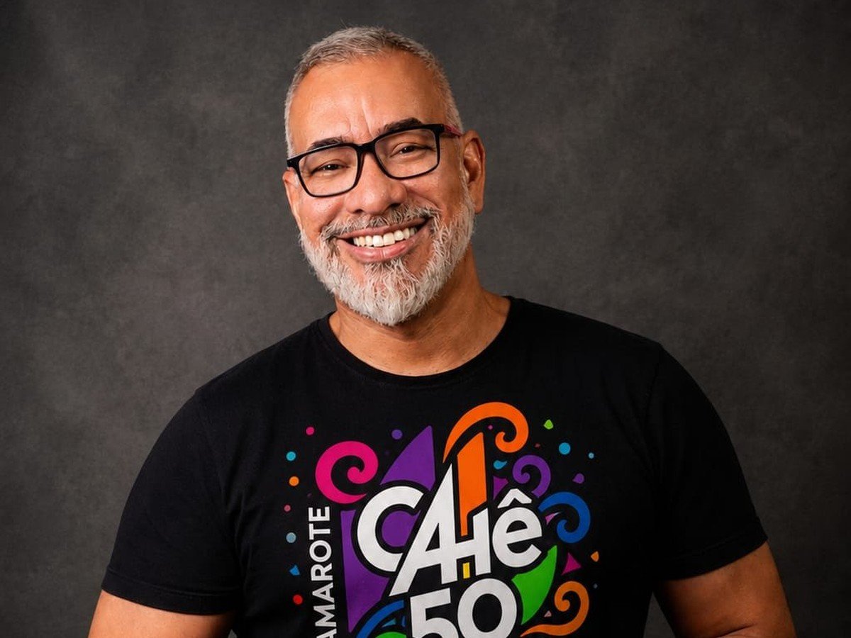 Cahê Rodrigues celebra 50 anos com samba das maiores escolas do Rio