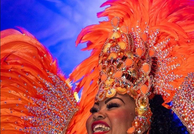 Núbia Siegenthaler volta pro Carnaval carioca como musa da Unidos da Ponte em 2027