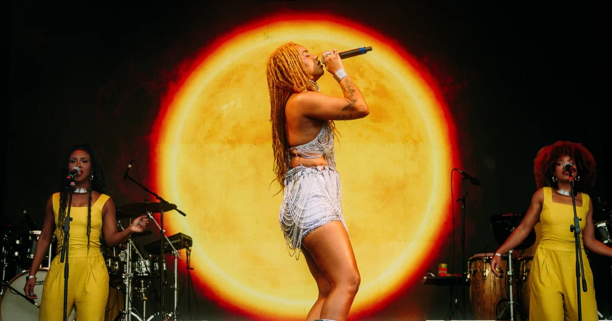 Melly brilha no Rock in Rio e celebra nova fase cheia de amor e confiança
