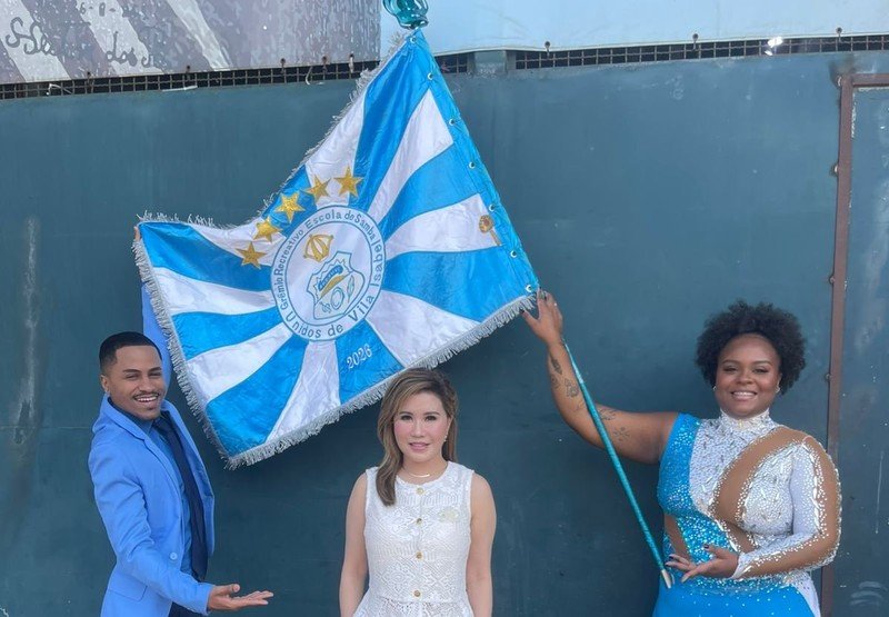Miss Universo no samba! Comitê do concurso internacional visita a Vila Isabel