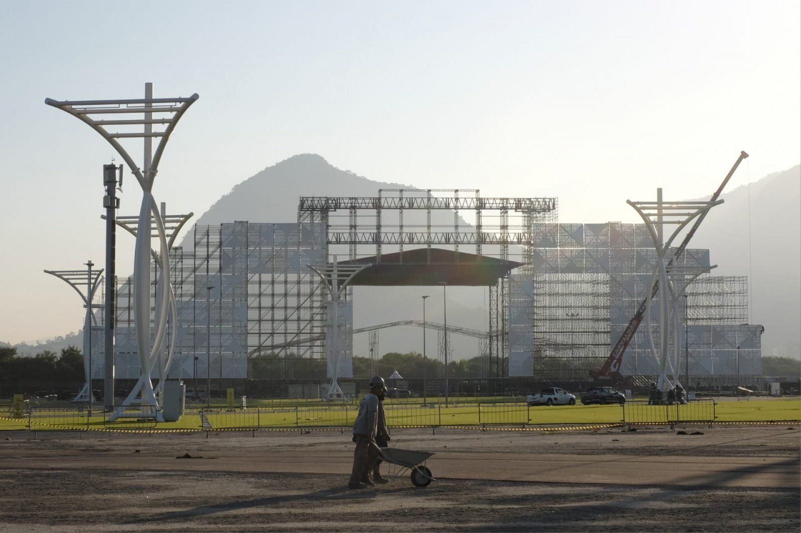 Rock in Rio inicia montagem dos palcos na Cidade do Rock