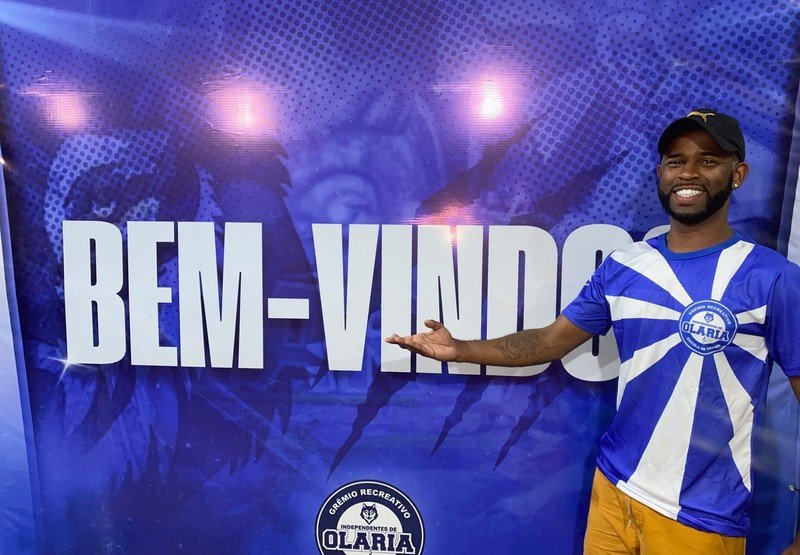 Samba no pé reforçado: Flávio Machado assume a ala de passistas da Olaria