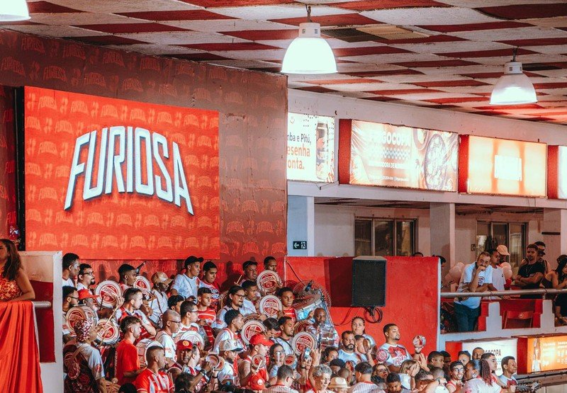 Começou o fervo! Escolas do Grupo Especial dão a largada nas finais de samba